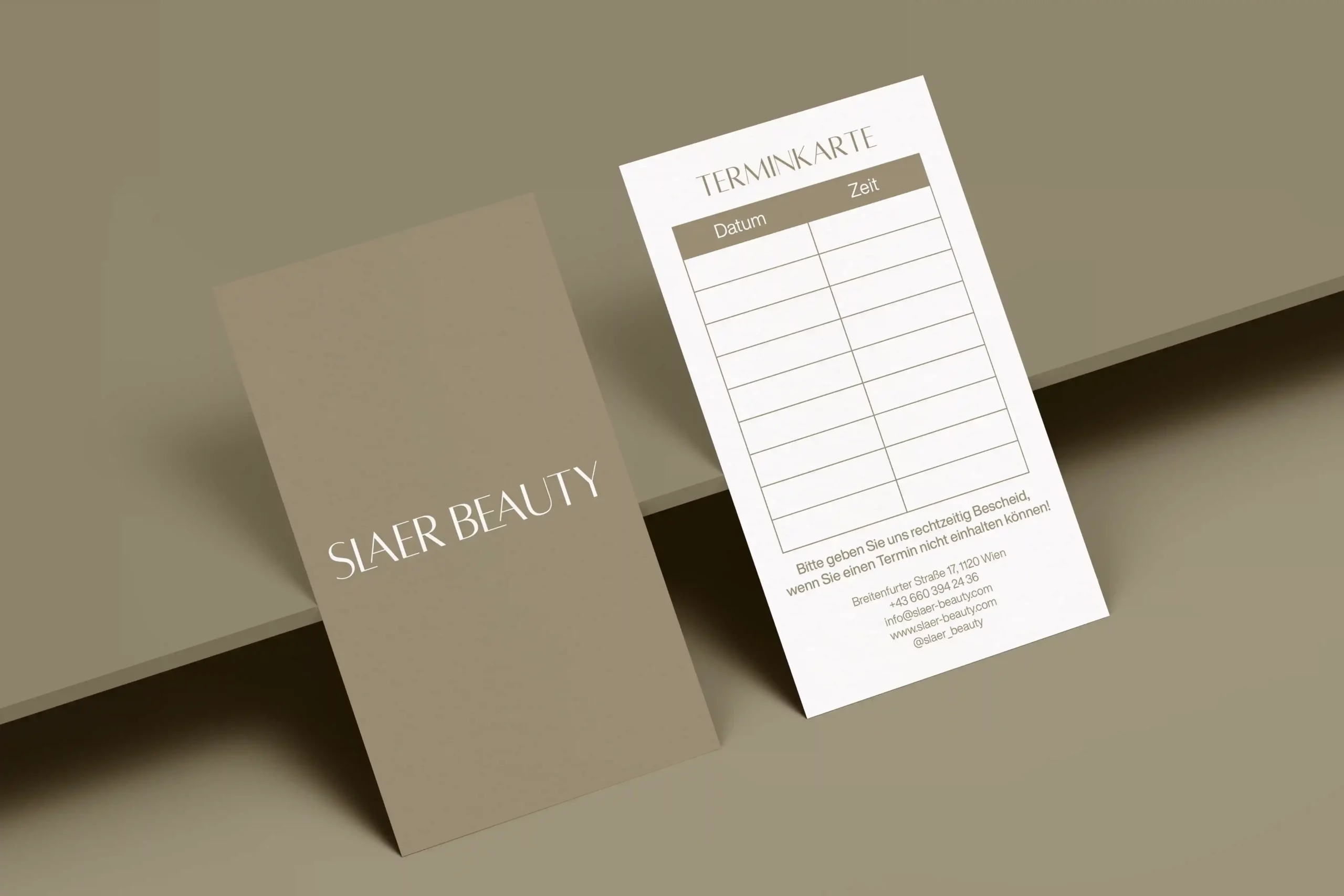 Loyalty- und Terminkarten im minimalistischen Slaer-Beauty Corporate Design.