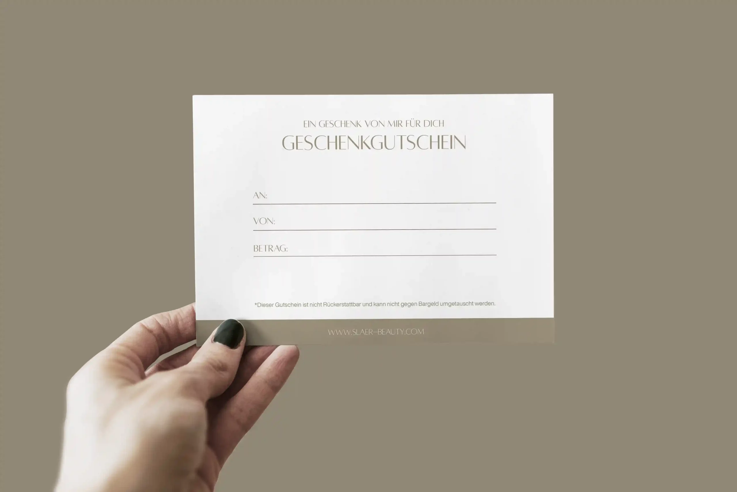 Minimalistische Slaer-Beauty Karte für Termine oder Gutscheine im Corporate Design.