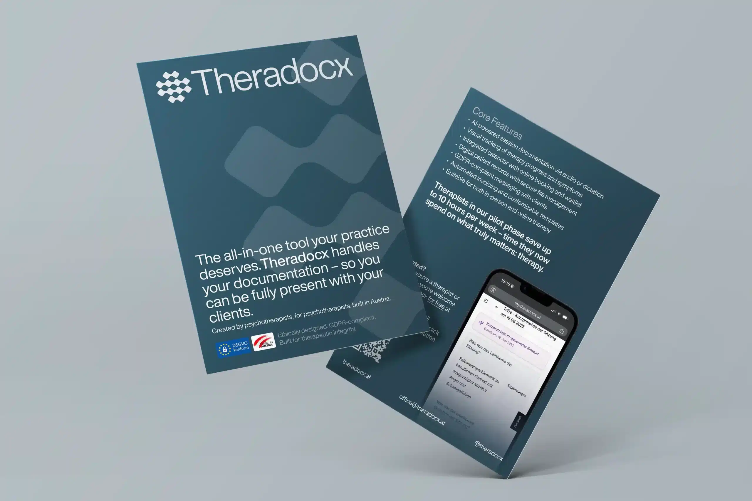 Flyer-Design im Theradocx Corporate Design mit Text- und Bildmodulen.